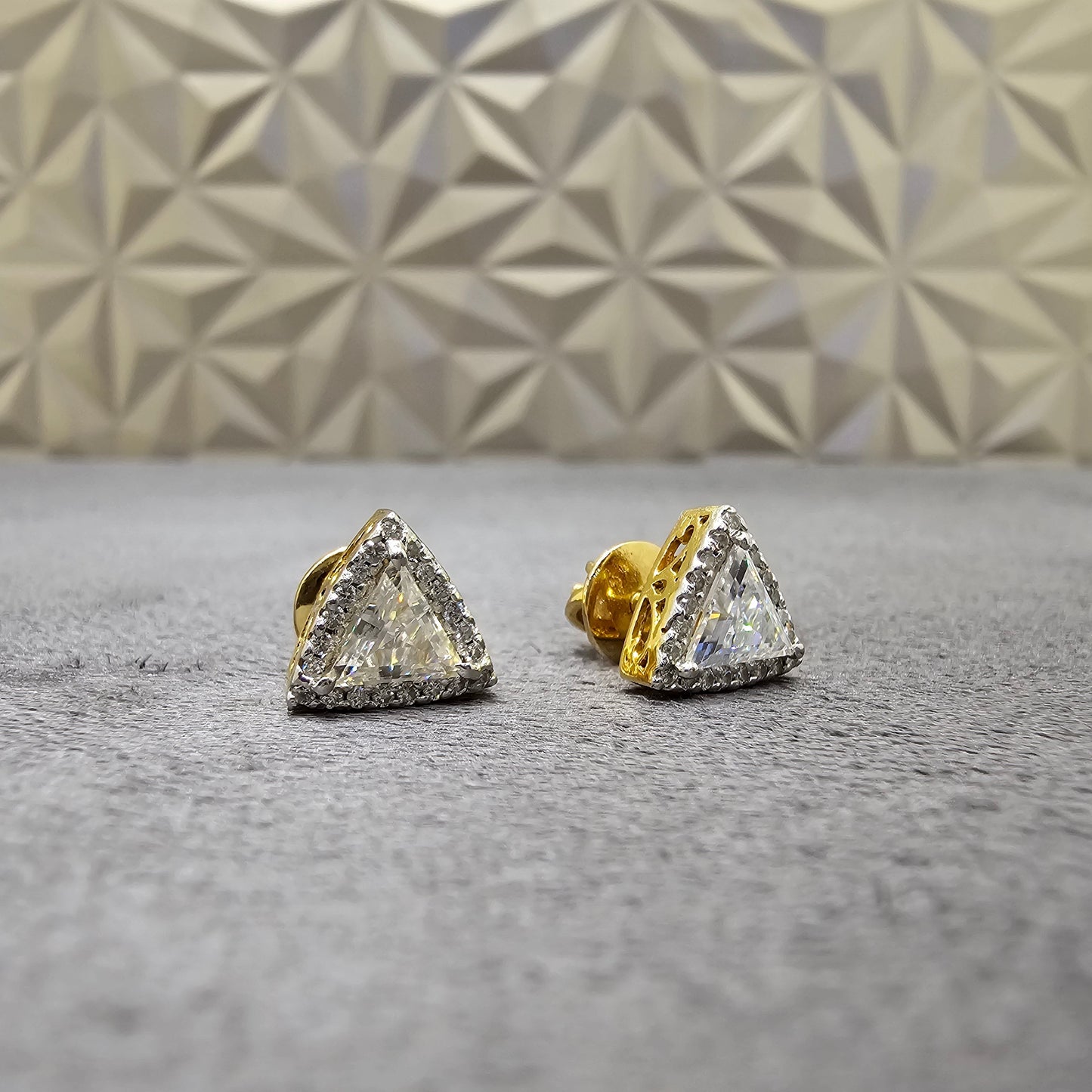 Website Auction - Exclusive Jewelry Deals