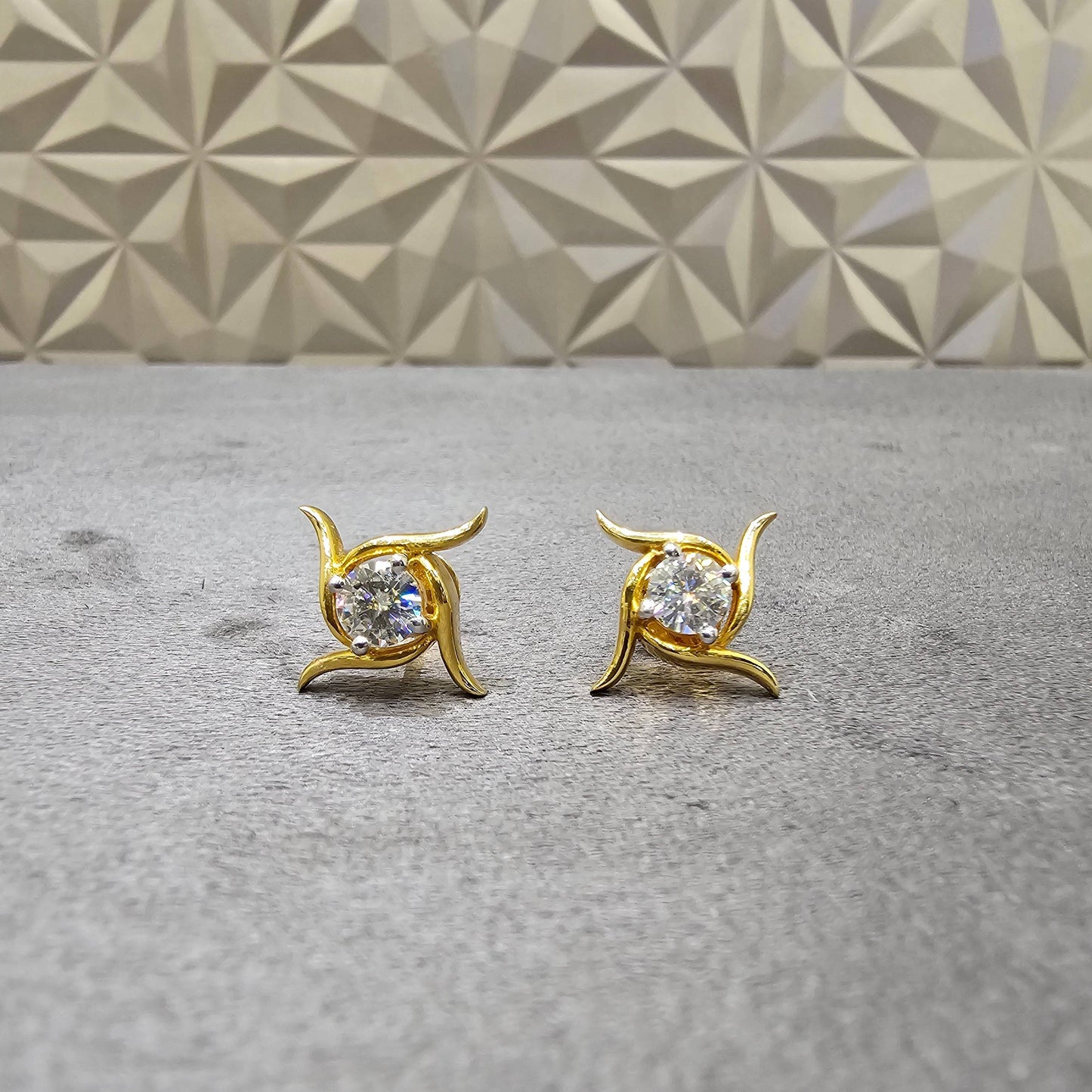 Website Auction - Exclusive Jewelry Deals