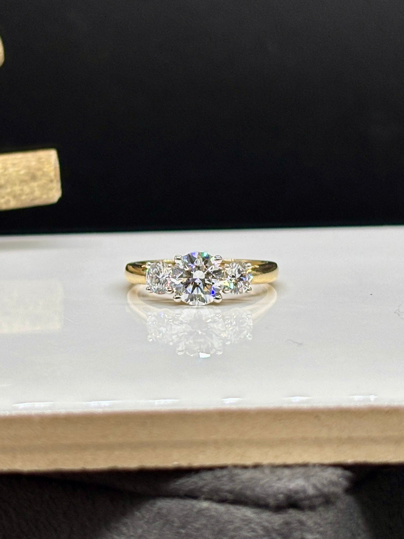 Website Auction - Exclusive Jewelry Deals