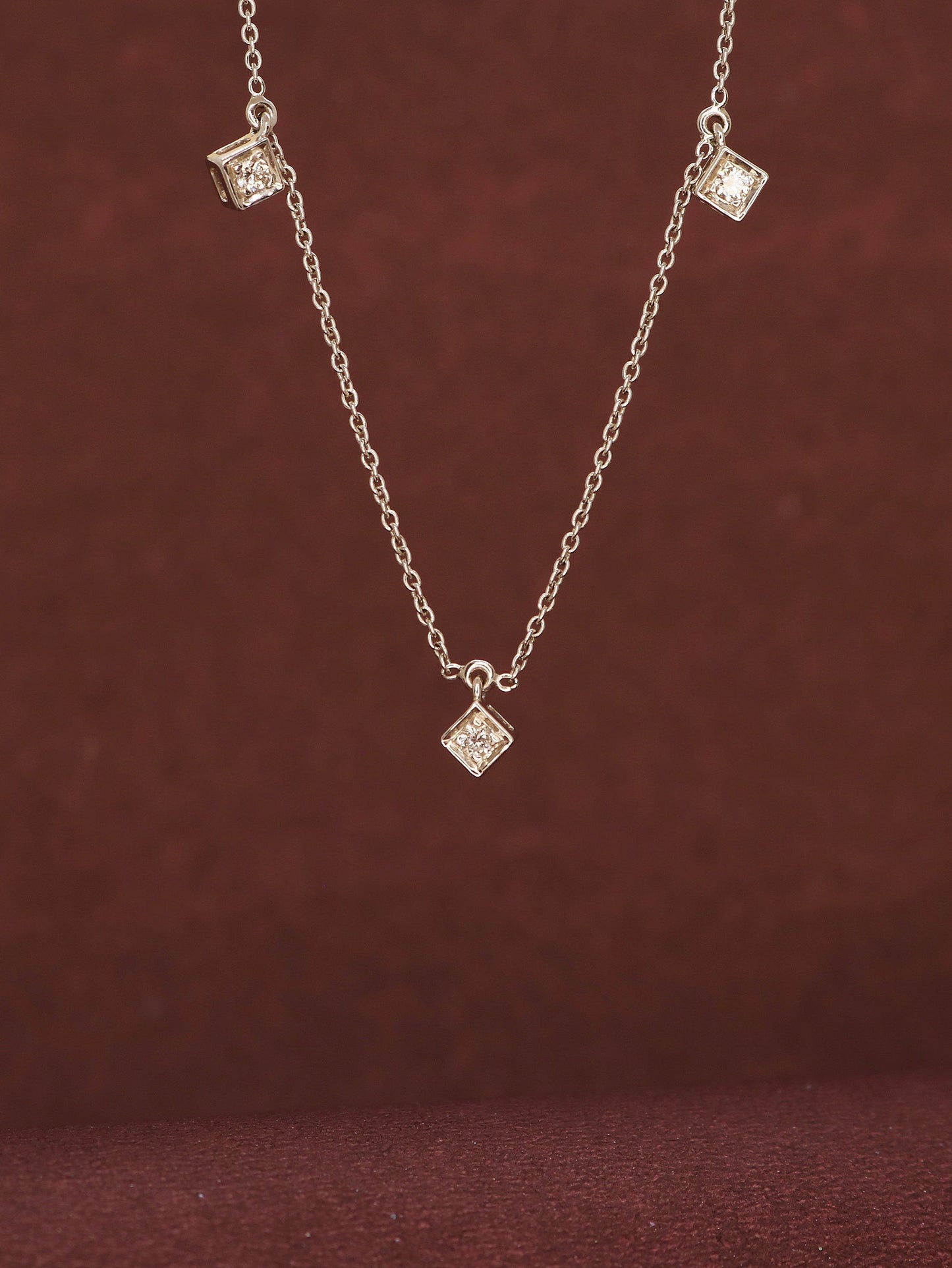 Website Auction - Exclusive Jewelry Deals