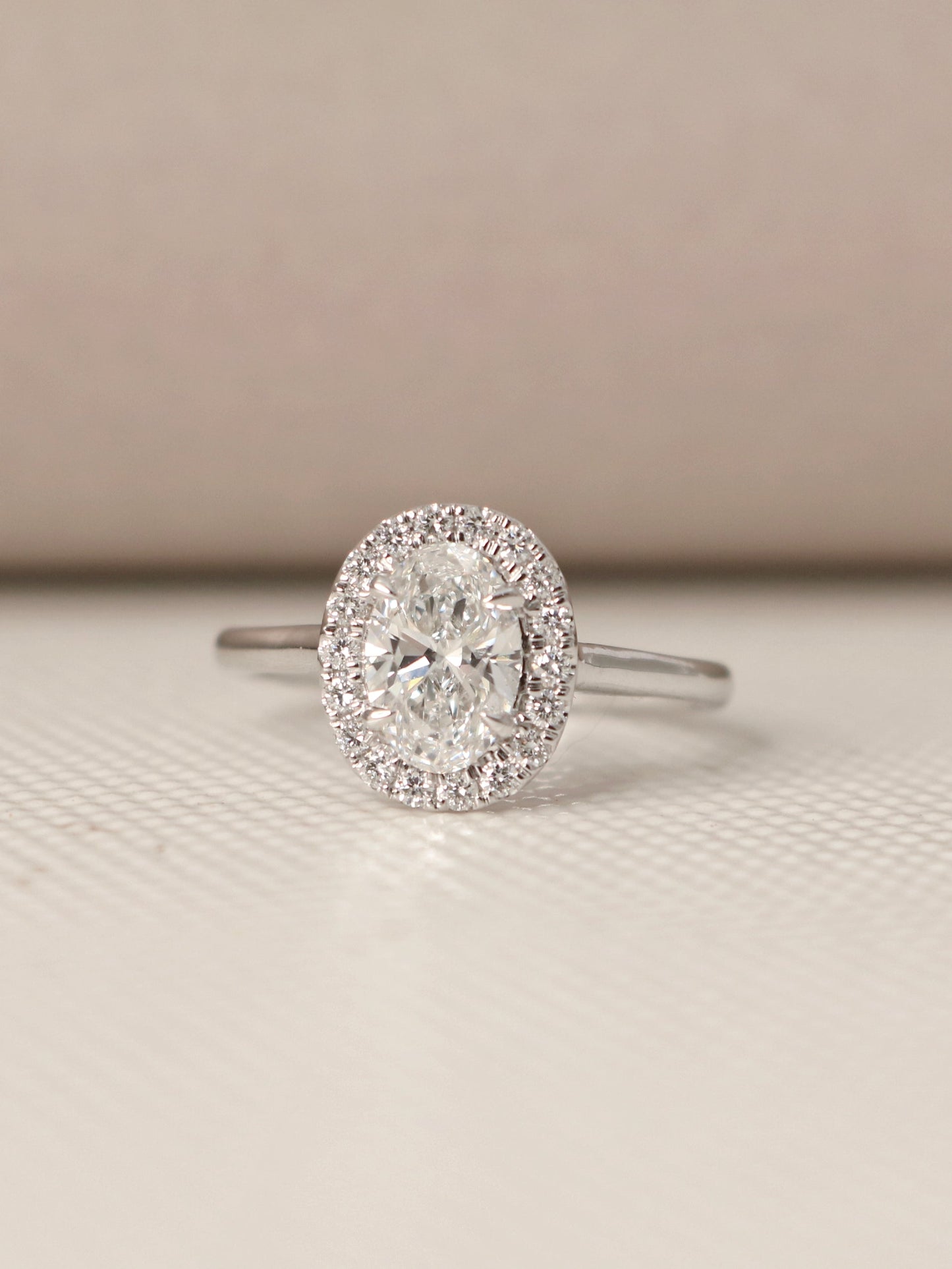 Website Auction - Exclusive Jewelry Deals