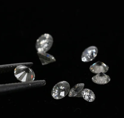Loose round-cut Diamond